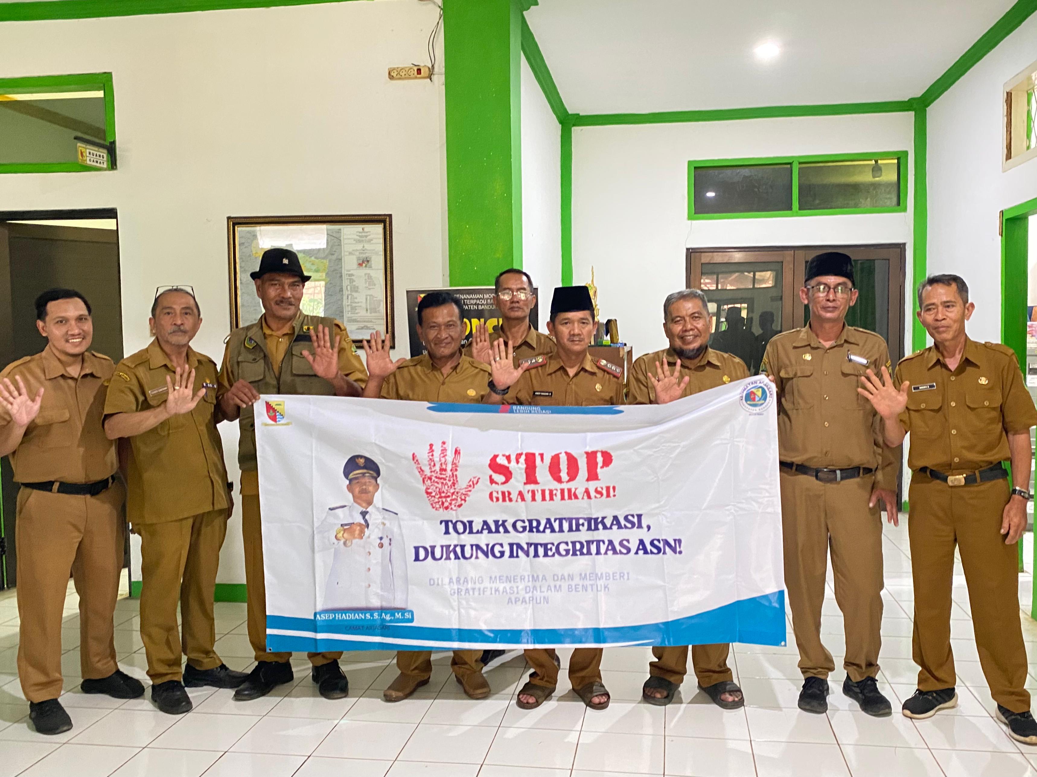 kecamatan-arjasari-mengadakan-sosialisasi-anti-korupsi-dan-gratifikasi-dalam-pelayanan-publik